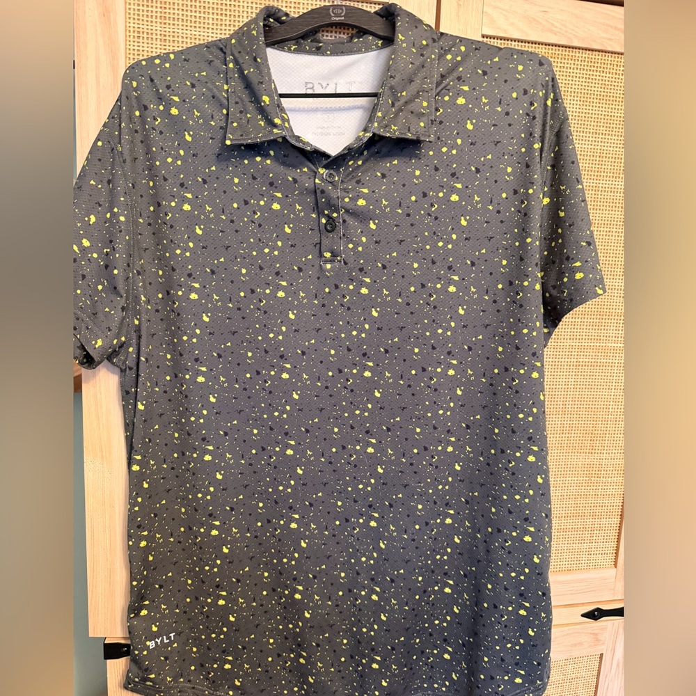 BYLT Men's Gray and Yellow Patterned Shirt Large